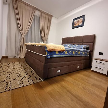 Fantastic new centre apartment Podgorica Esterno foto